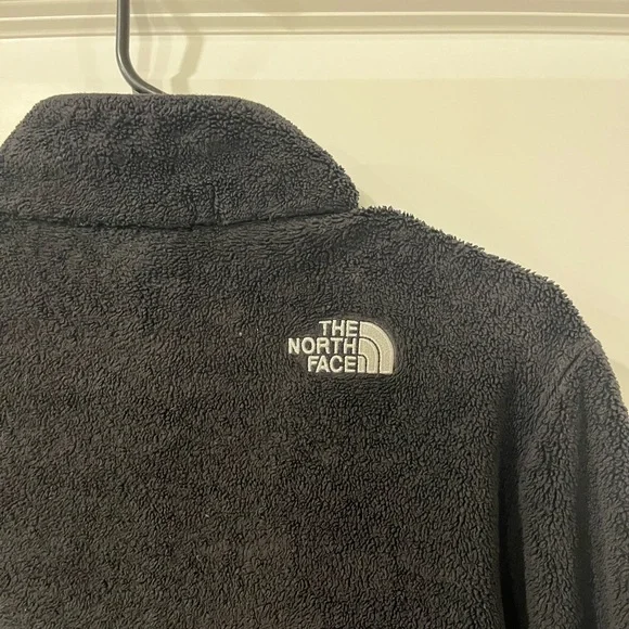 Women’s The North Face Fleece Jacket - Picture 6 of 6
